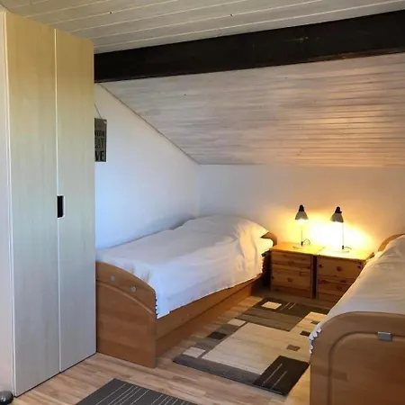 E3 Haus Mit Wintergarten, Kamin Und Deichblick بيت للعطل *